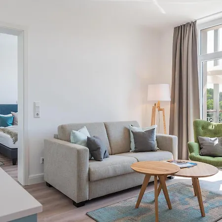 شقة Westside Arthotel 105 4*