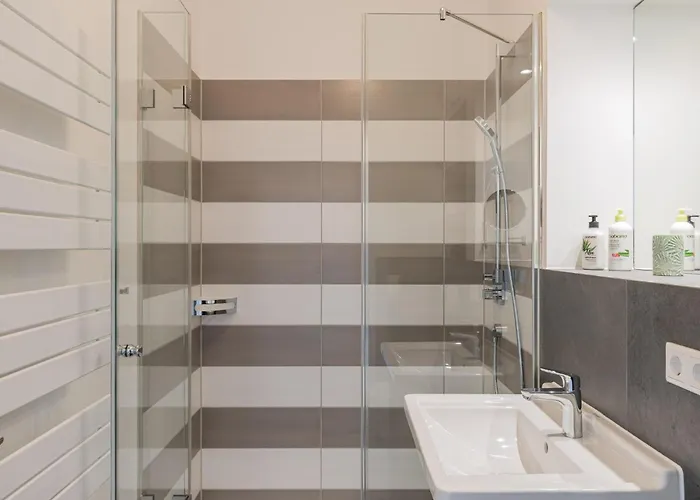 Westside Arthotel 105